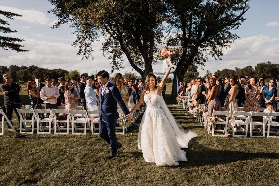 outdoor wedding ceremony at East Lynn Farms