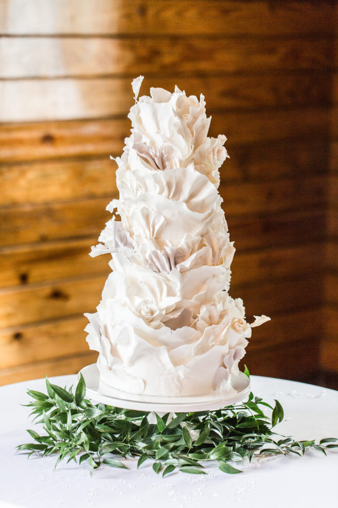 sculpted winter splendor wedding cake