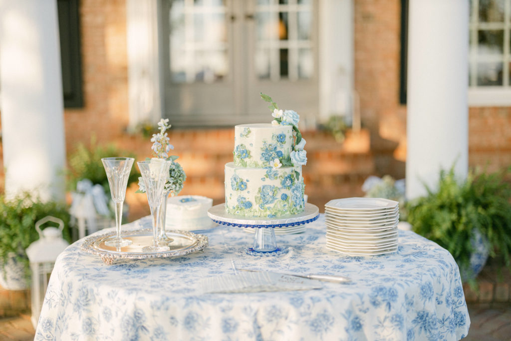 Blue Rose Painted Buttercream wedding cake